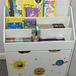 NEW Toy Organiser Children’s Bookshelf with 3 Shelves, Removable Storage Box with Wheels