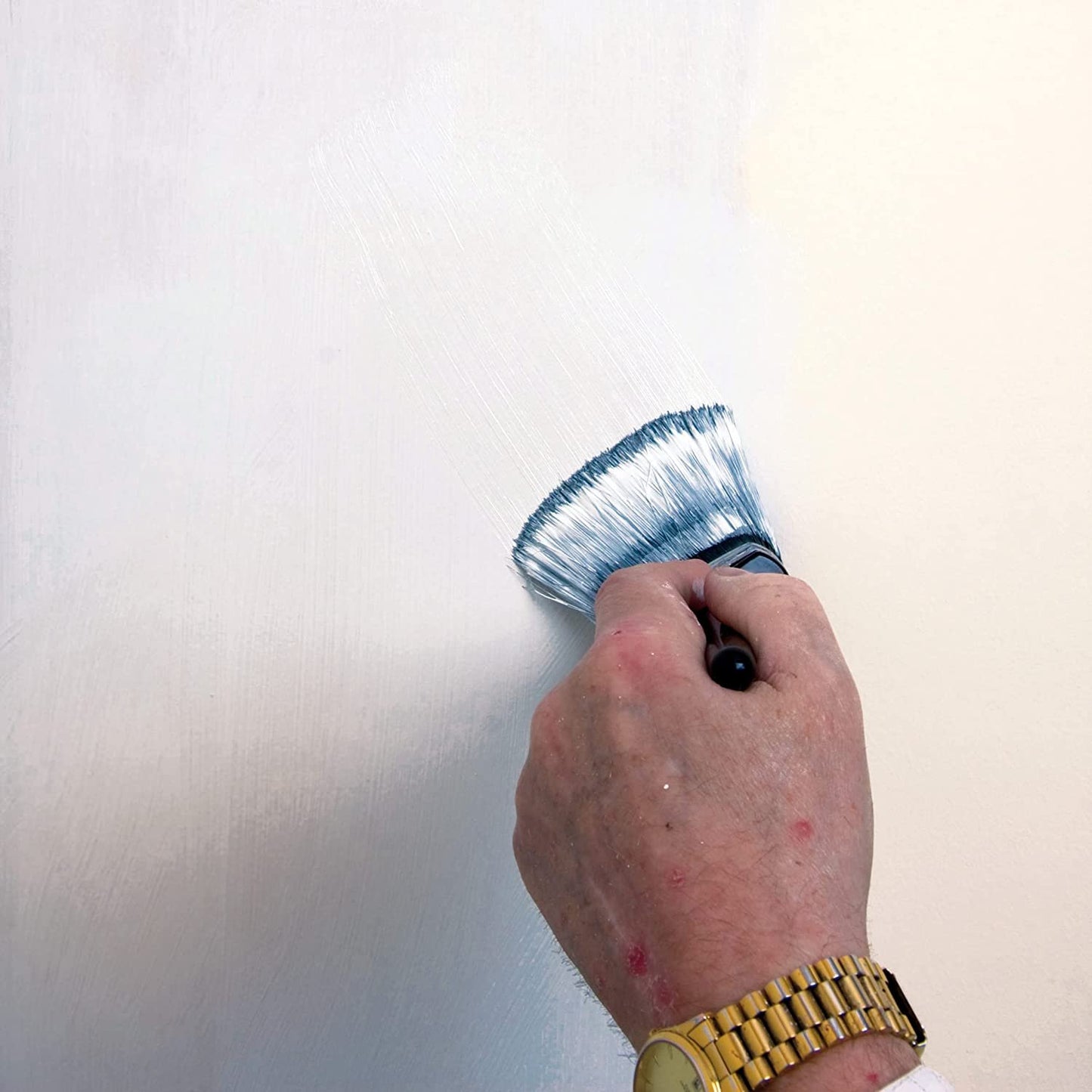 Johnstone's 307955 Paint to Cover Damp White, 750ml