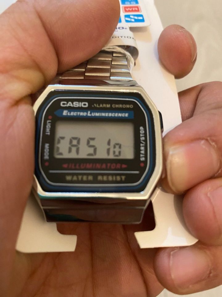 CASIO Retro Classic Unisex Digital Bracelet Watch-A168WA- Silver