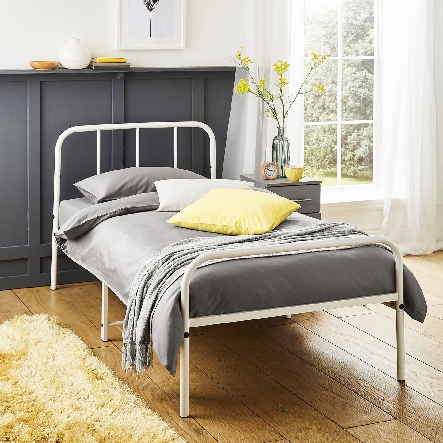 💥SALE💥3FT Single Round Metal Bed Frame White Kid Adult Bedroom Furniture