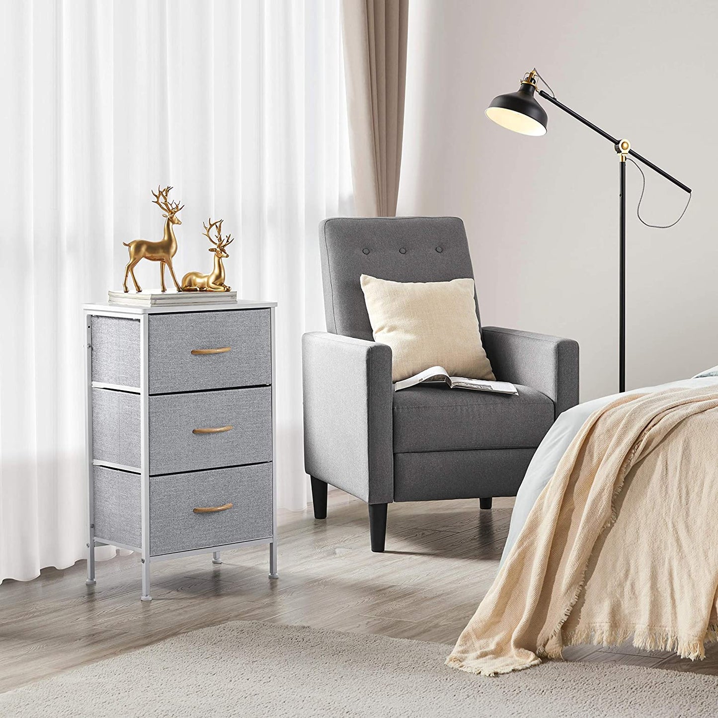 3 Drawers Fabric Storage Dresser Organizer Unit, Closet Organizer Furniture with Metal Frame