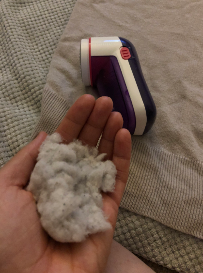 Philips Fabric Shaver - bobble remover for clothes