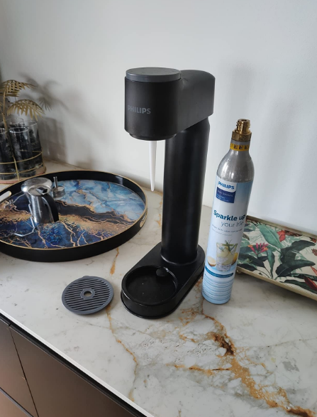 Philips GoZero Soda maker Lite ,1L water bottle, CO2 cylinder for 60 L, Black