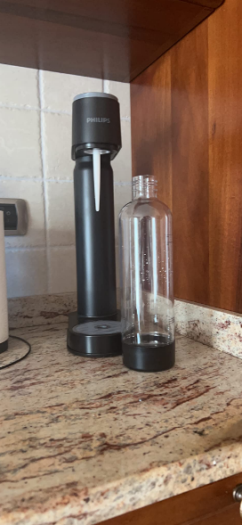 Philips GoZero Soda maker Lite ,1L water bottle, CO2 cylinder for 60 L, Black