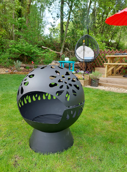 Globe Fire Pit Large 60cm Outdoor Round Firepit for Outdoor with Weatherproof Cover (Black)