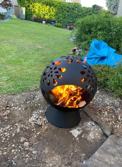 Globe Fire Pit Large 60cm Outdoor Round Firepit for Outdoor with Weatherproof Cover (Black)