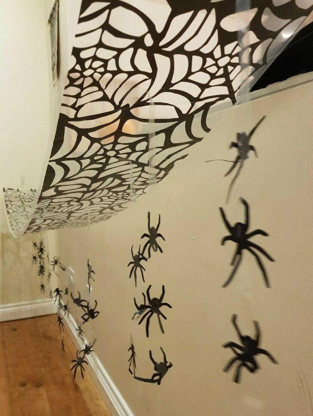 3M HANGING SPIDERS SPIDER CEILING HANG WALL WEB BATS HALLOWEEN DECORATION COBWEB 5026619305966