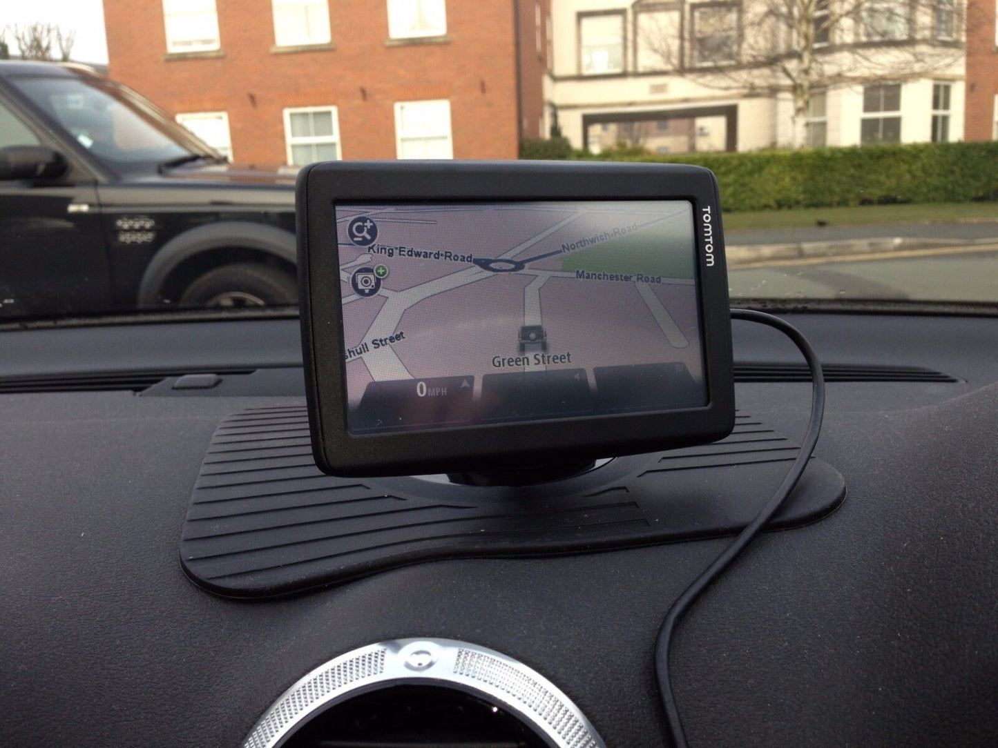 In Car Slim GPS Dashboard Mount Holder SAT Nav Dash Mat For Satnav TomTom Navmn 5060379896845