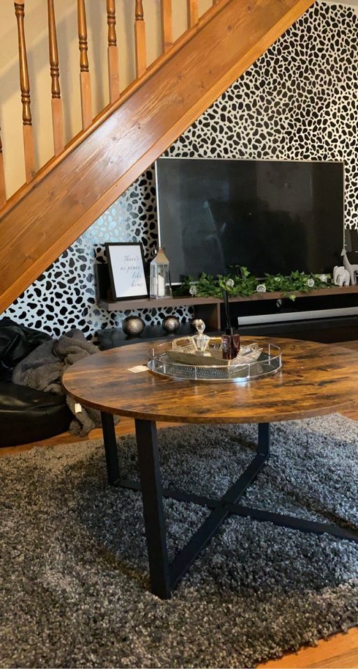 Round Coffee Table Industrial Style Cocktail Table Durable Metal Frame Rustic