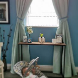 NEW  Wooden Hallway Console Table with Metal Legs (Oak)