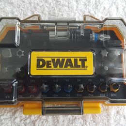 DEWALT DT7969-QZ, 32 Piece XR Professional Magnetic Screwdriver Bit Accessory Set, Yellow