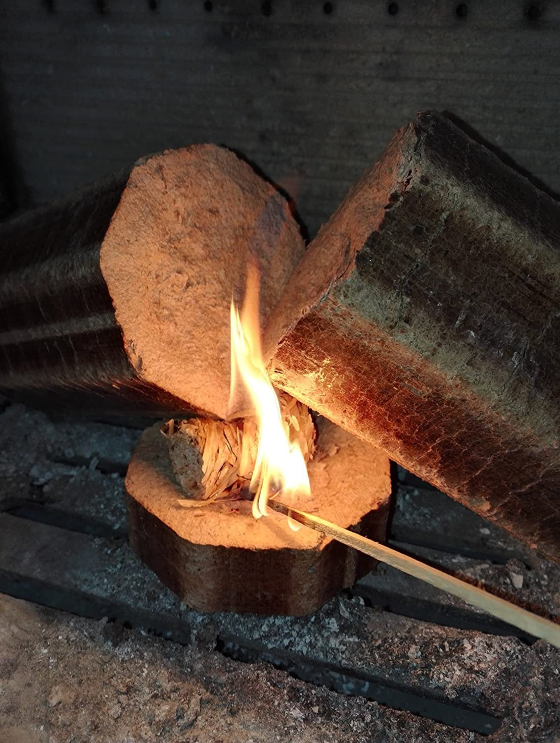 Natural Eco Wood Firelighters - Wood Wool Flame Fire Starters Great for Lighting Fires in Stove